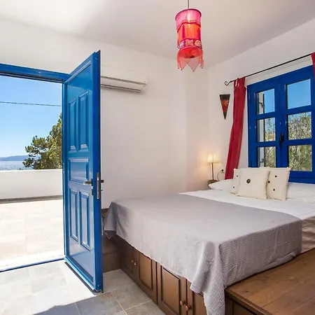 Villa Blue Sapphire