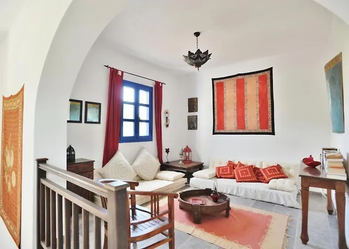 Blue Sapphire Pefki (Rhodes)