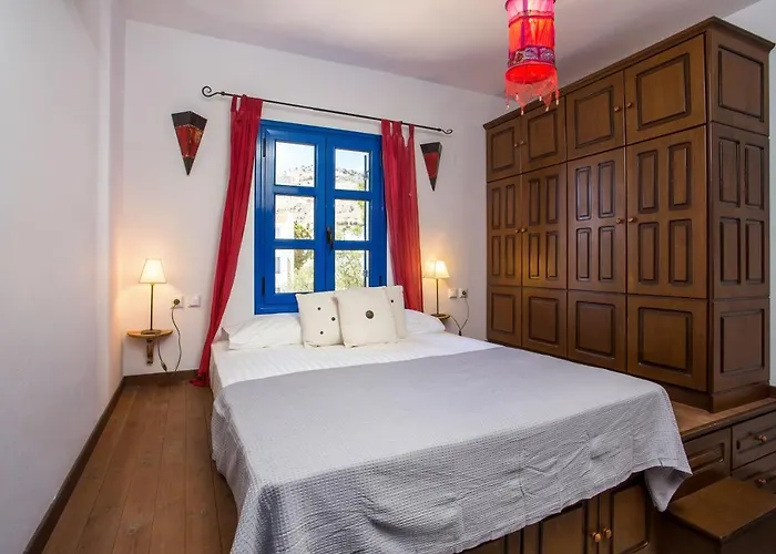 Blue Sapphire Villa *