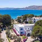 Blue Sapphire Πεύκος
