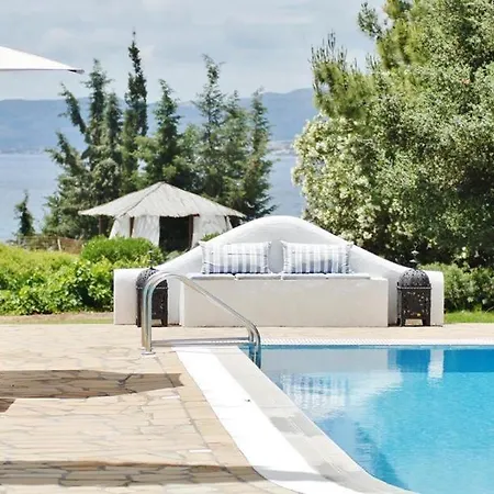 Blue Sapphire * Pefki