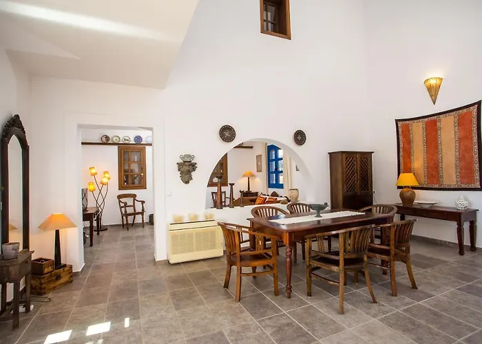 Blue Sapphire Villa Pefki