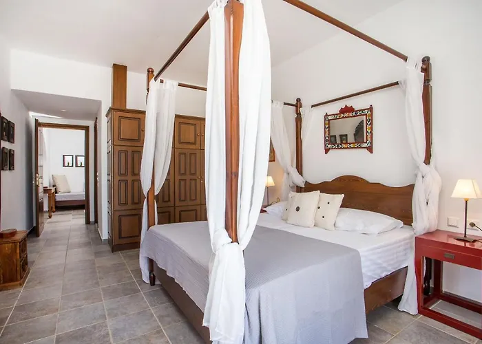 Blue Sapphire Villa Pefki