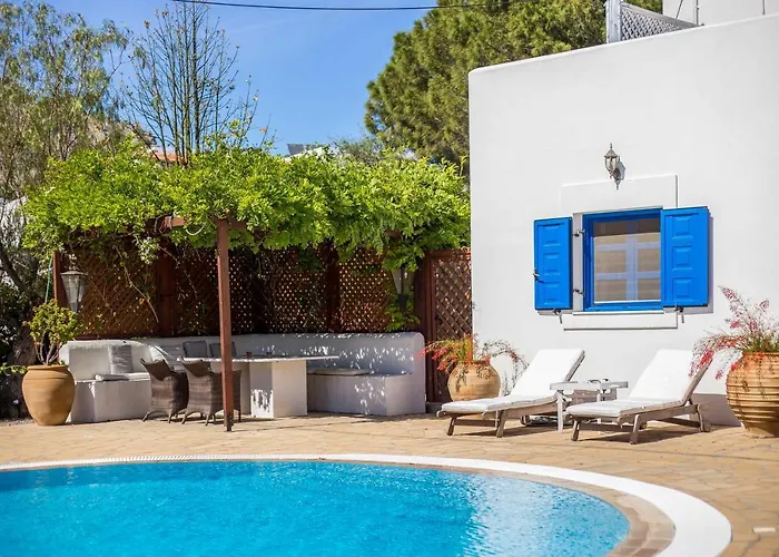 Blue Sapphire Villa Pefki